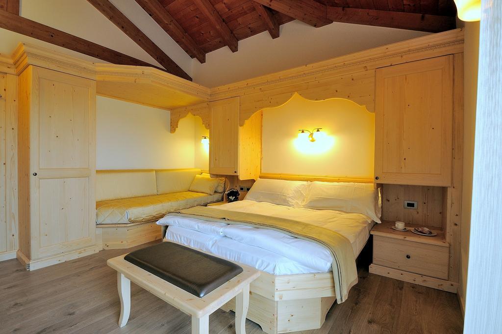 Agritur Melissa Villa Croviana Oda fotoğraf